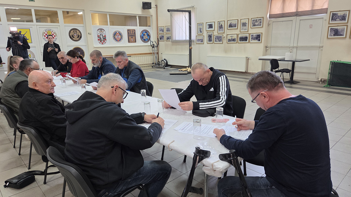 094d5d5b7f1a15df0942